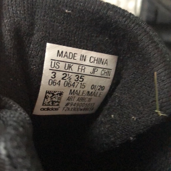 💕 Adidas Rundown Cleats 💕 - Picture 5 of 7